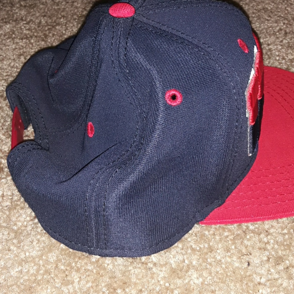 Hat - Picture 3 of 4